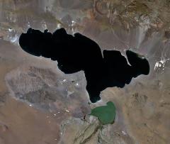 Khyargas_Nuur_and_Airag_Nuur_lakes,_Mongolia,_Landsat_image,_07-28-2015.jpg